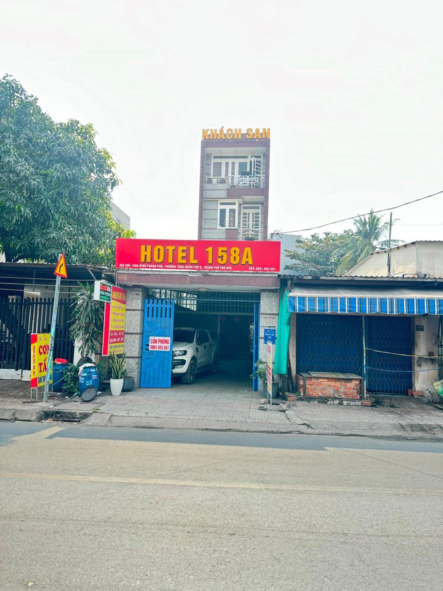 Khách sạn 158a *