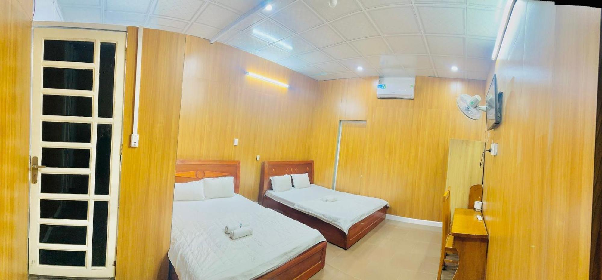 158a Khách sạn *